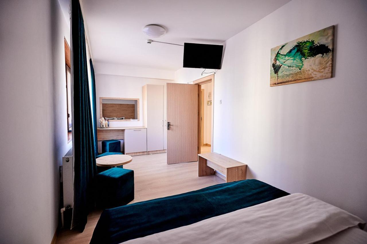 אפורי נורד Hotel Roxy & Maryo מראה חיצוני תמונה