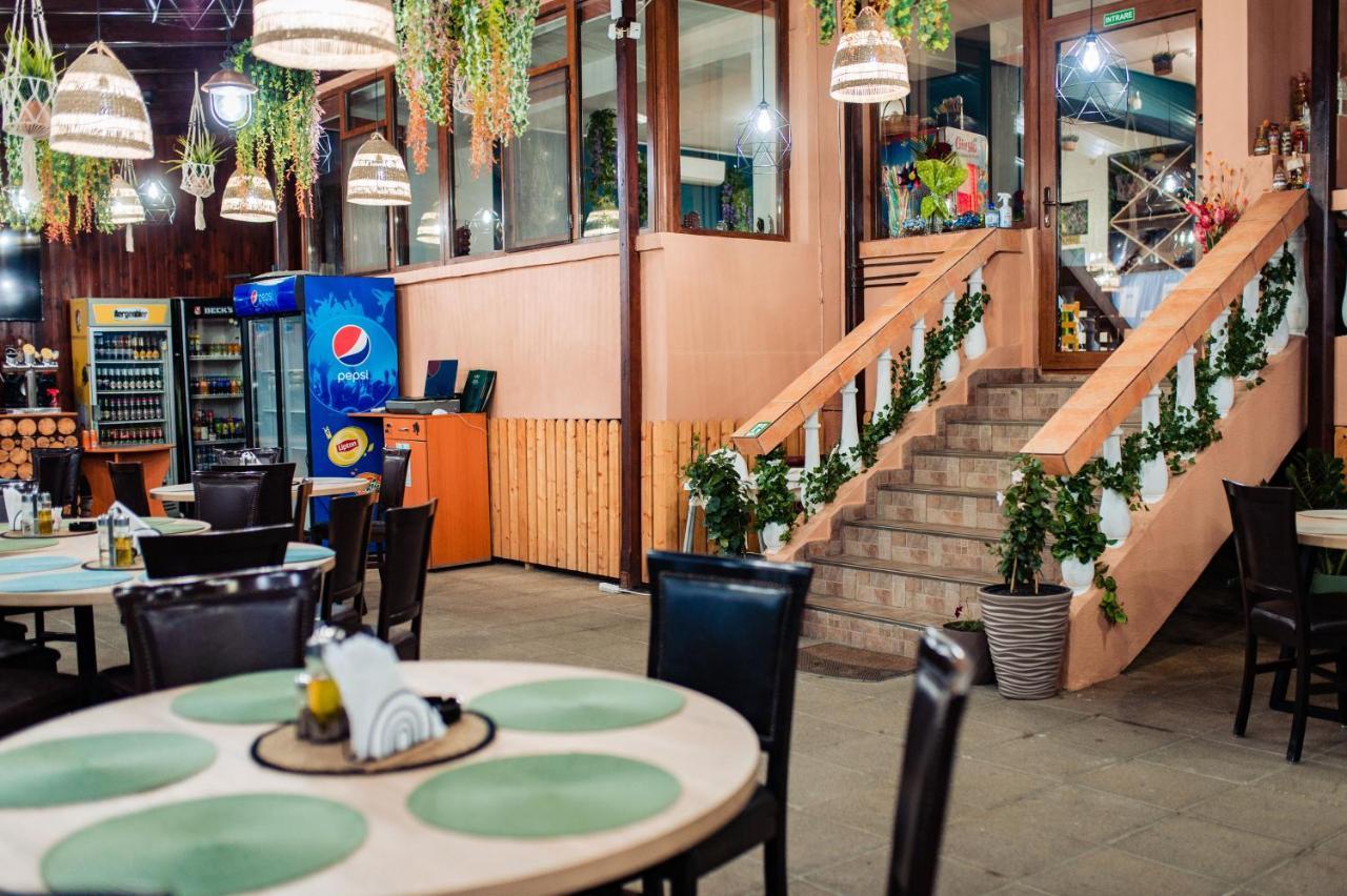 אפורי נורד Hotel Roxy & Maryo מראה חיצוני תמונה