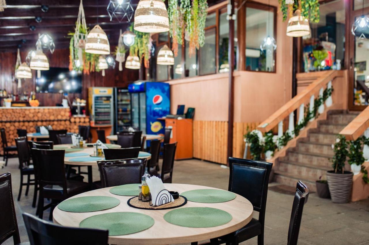 אפורי נורד Hotel Roxy & Maryo מראה חיצוני תמונה