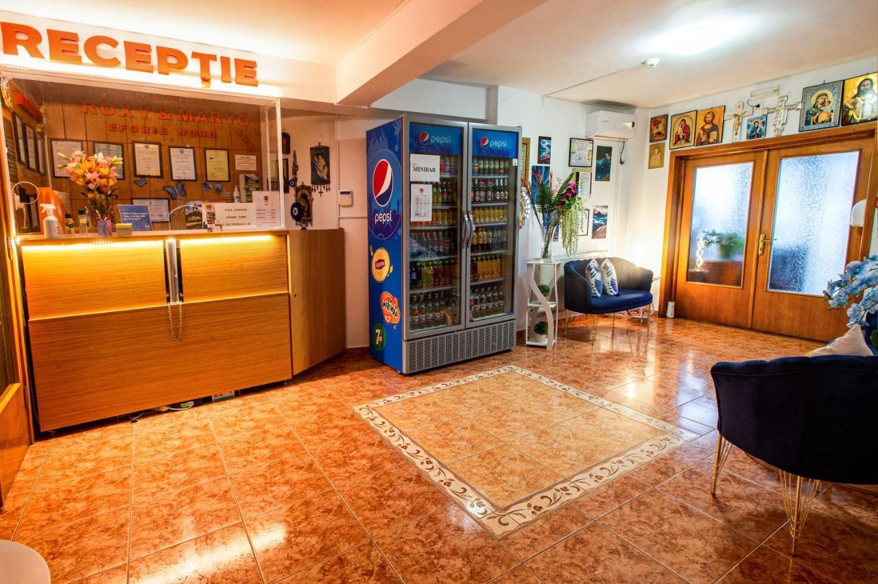 אפורי נורד Hotel Roxy & Maryo מראה חיצוני תמונה