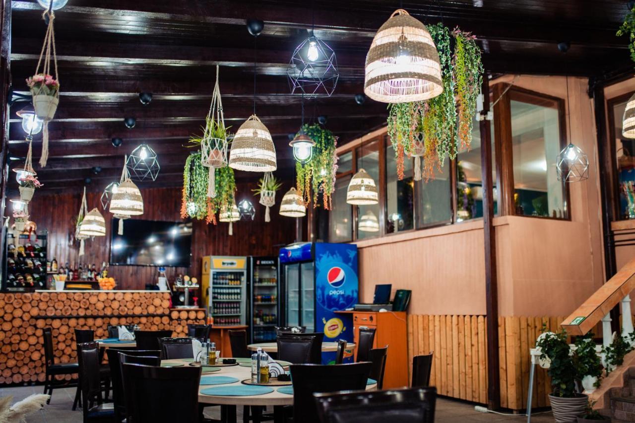 אפורי נורד Hotel Roxy & Maryo מראה חיצוני תמונה